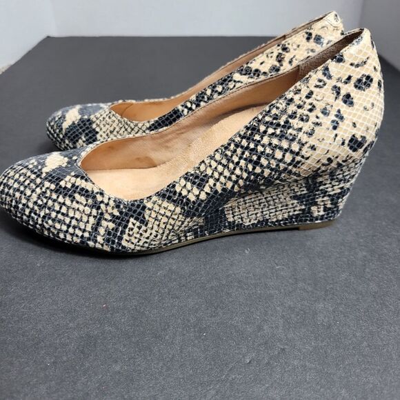 Vionic Antonia Wedge Pump Sz 7.5 Snake Orthotic Orthaheel Comfort Slip On Shoe - Picture 1 of 6